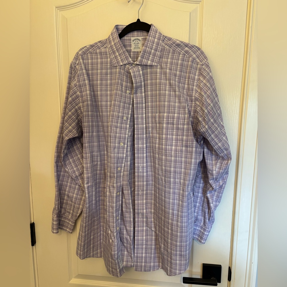 Brooks Brothers Regent Non-Iron Fit Dress Shirt.
